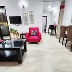 Spacious 1Bhk Prime Location With 2 Restrooms 5