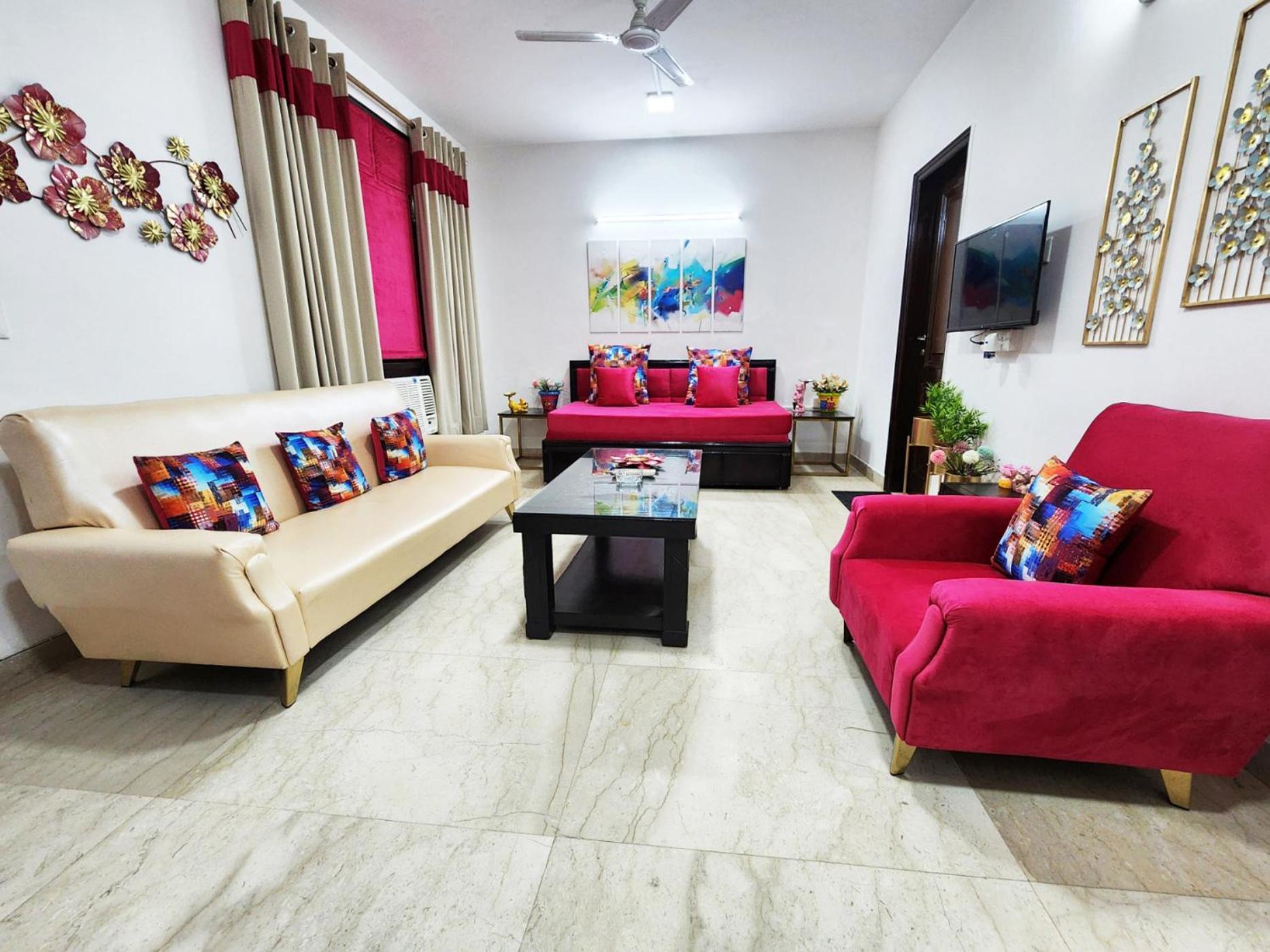 Apartment Spacious 1bhk Prime Location With 2 Restrooms 5 New Delhi
