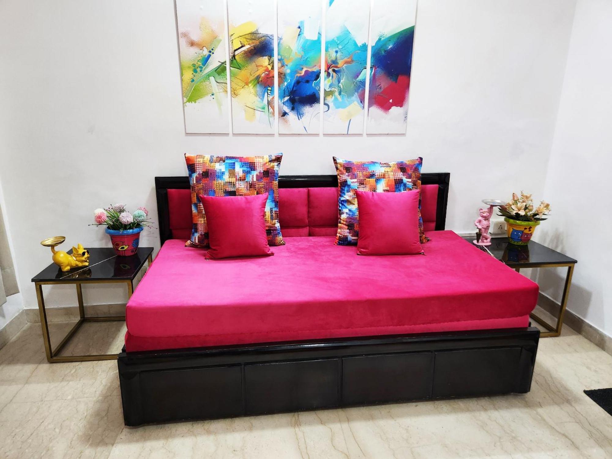 Spacious 1bhk Prime Location With 2 Restrooms 5 Apartment